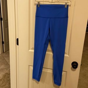 Lululemon Wunderunder leggings 25 inch. Royal blue-Size 6